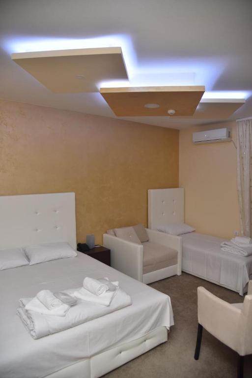 Villa Lunar Lux Крушевац Экстерьер фото